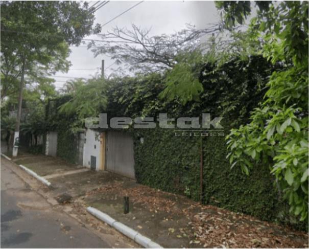 Foto de Terreno com Benfeitoria em Santo Amaro/SP