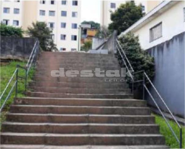 Apartamento com 2 quartos no Jardim Santo Elias (foto 3 de 7)