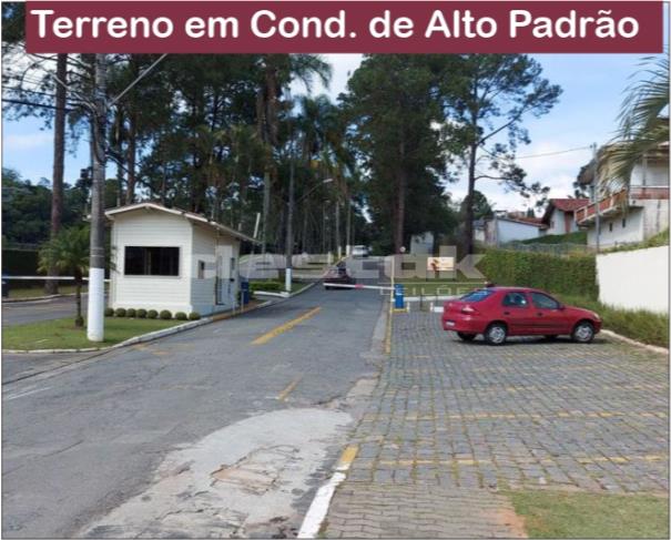 Foto de Terreno de 858m² em Cond. Fechado