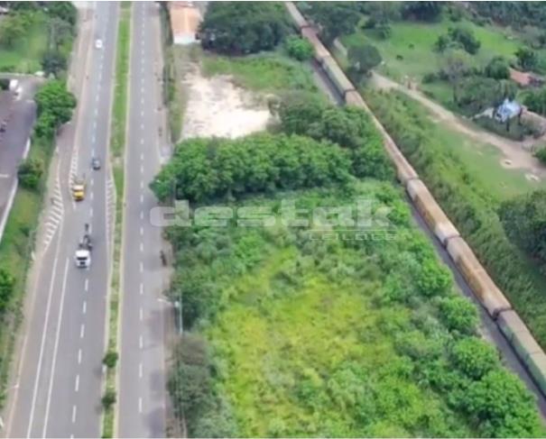 Foto de Terreno de 48.400m² em Limeira/SP