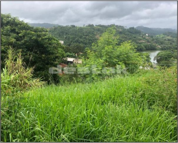 Foto de Terreno com 615m² em Lindóia