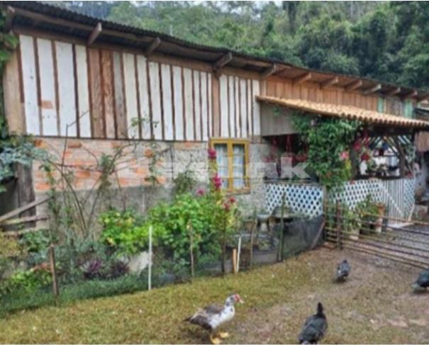 Foto de Parte Ideal de Dois Terrenos Rurais com Nove Construções em Rio do Sul/SC