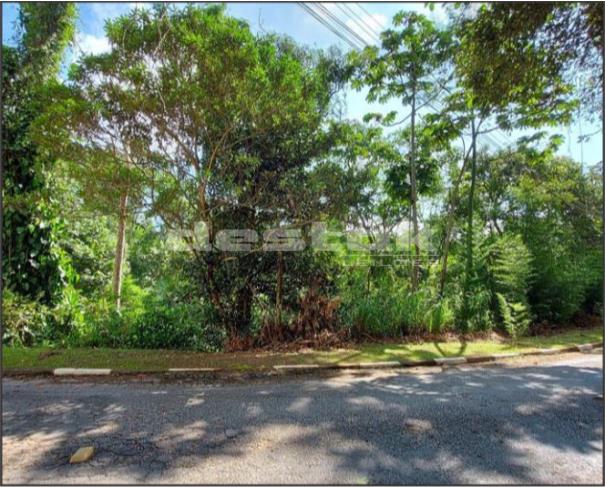 Foto de Terreno de 858m² em Cond. Fechado