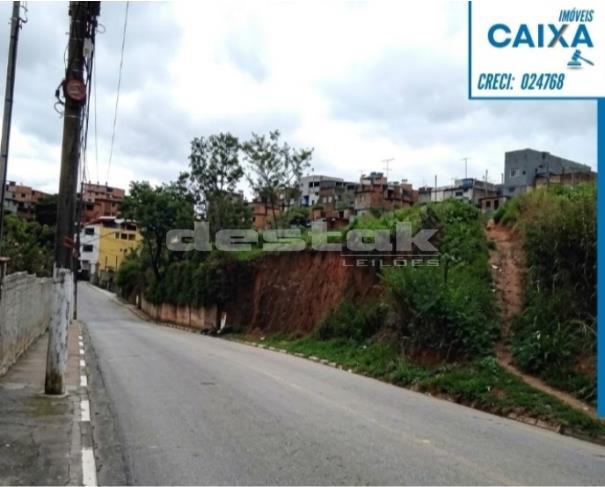 Foto de Terreno em EMBU DAS ARTES/SP imóveis com desconto de 38,94%