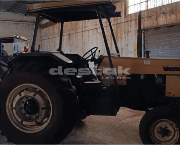 Foto de TRATOR VALMET VALTRA 785
