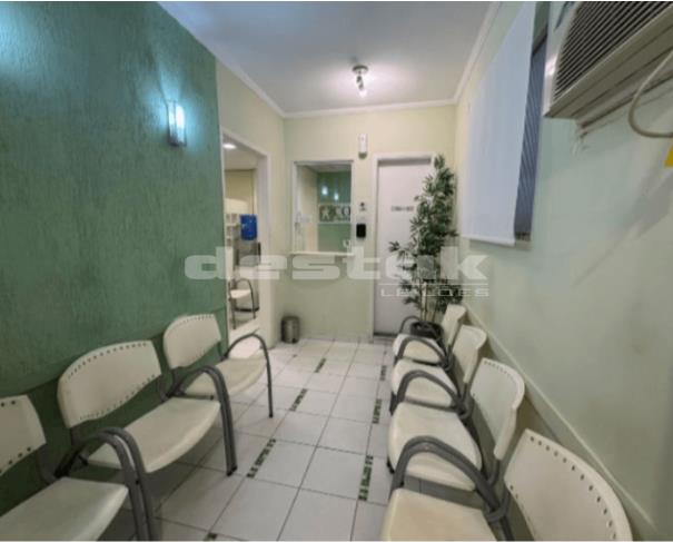 Foto de Sala Comercial no Centro de São Vicente/SP