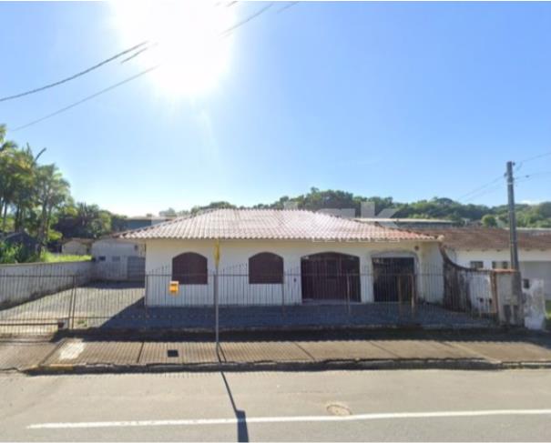Foto de Imóvel com Casa e Galpão em Jaraguá do Sul/SC