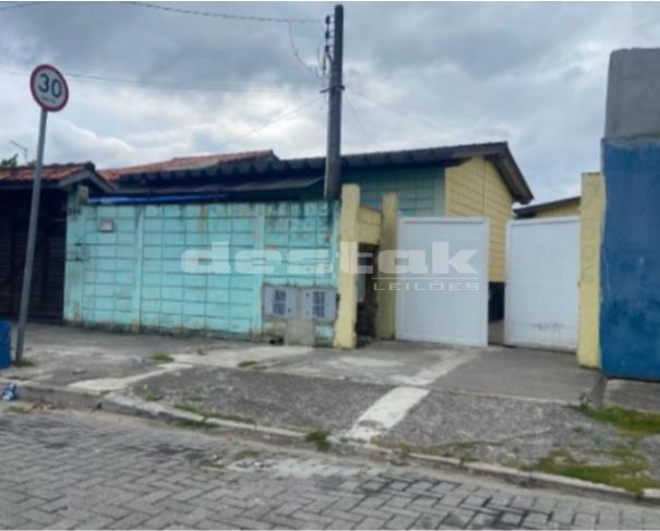 Foto de Imóvel com 03 Casas em São Sebastião/SP