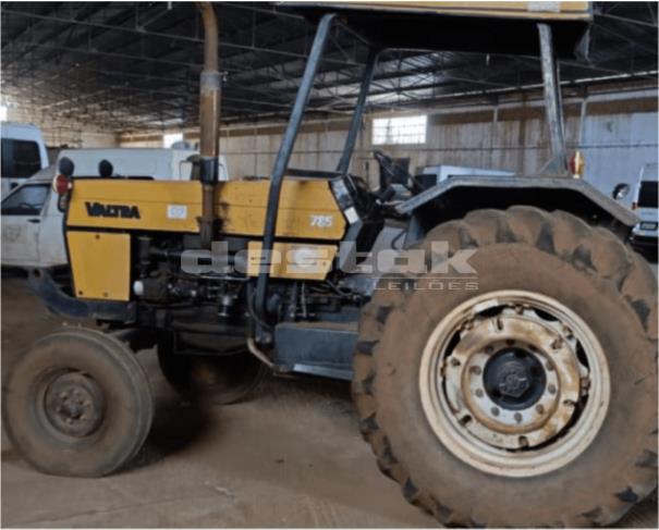 Foto de TRATOR VALMET VALTRA 785
