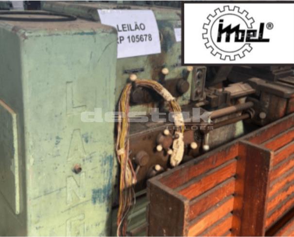 Foto de Um torno mecânico da marca Lange
