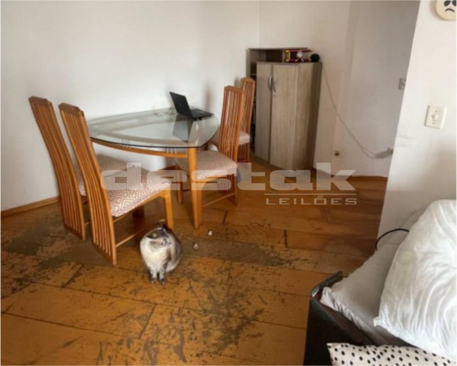 Apartamento na Vila Santa Catarina/SP Apartamento na Vila Santa Catarina/SP, localizado em São Paulo - SP