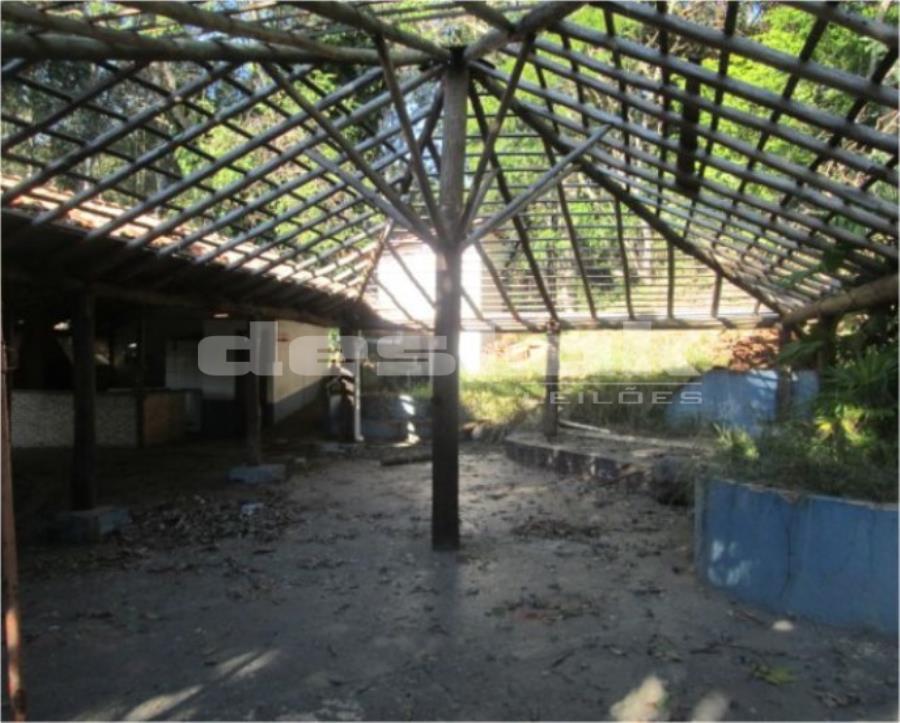 Sítio em Bauru/SP Sítio em Bauru/SP, localizado em Bauru - SP