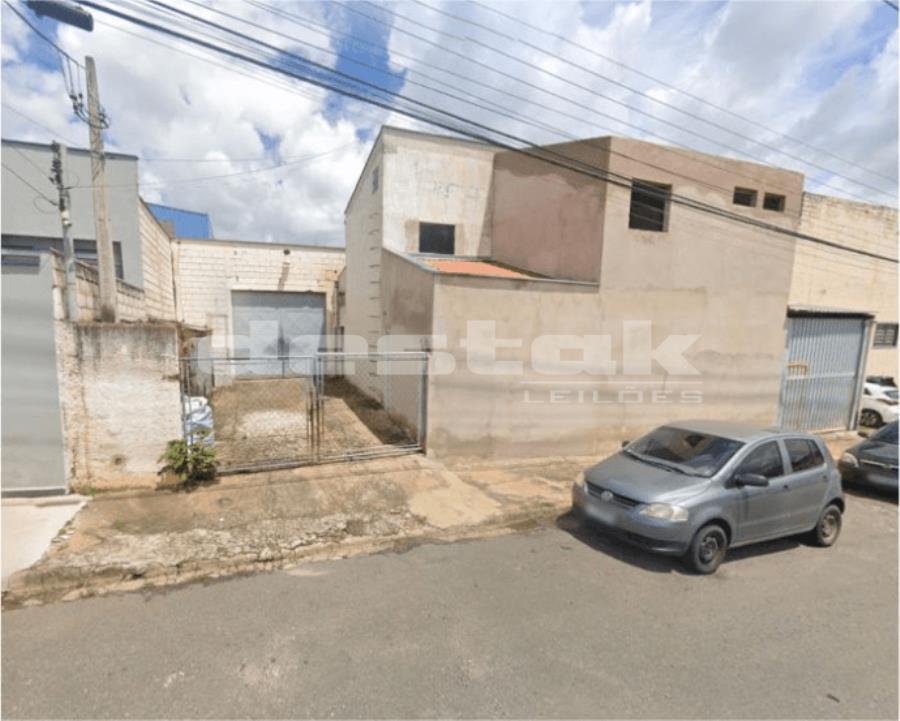 Galpão Comercial em São José do Rio Pardo/SP Galpão Comercial em São José do Rio Pardo/SP, localizado em São José Do Rio Pardo - SP