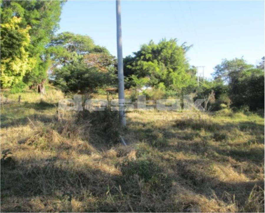 Sítio em Bauru/SP Sítio em Bauru/SP, localizado em Bauru - SP