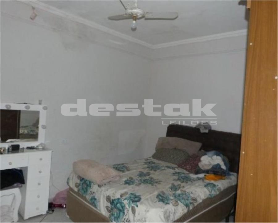 Terreno com Duas Casas em Limeira/SP Terreno com Duas Casas em Limeira/SP, localizado em Limeira - SP