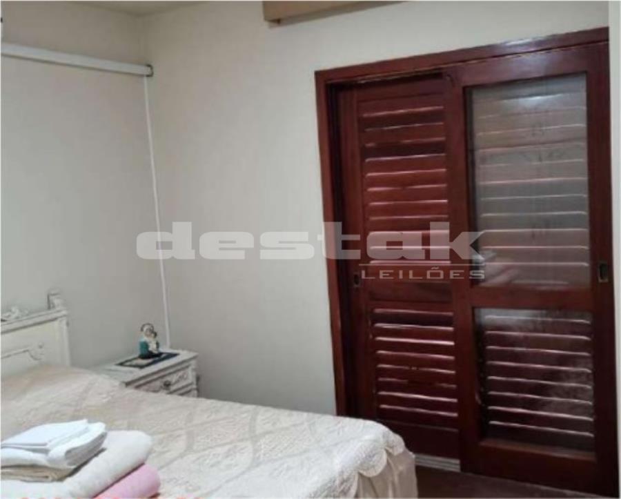 Vários Bens - Casa, Apartamento e Terrenos em Santa Catarina - Unificado Vários Bens - Casa, Apartamento e Terrenos em Santa Catarina, localizado em Criciúma - SC