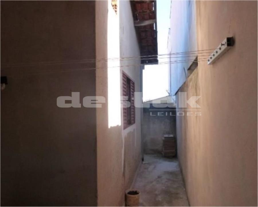 Terreno com Duas Casas em Limeira/SP Terreno com Duas Casas em Limeira/SP, localizado em Limeira - SP