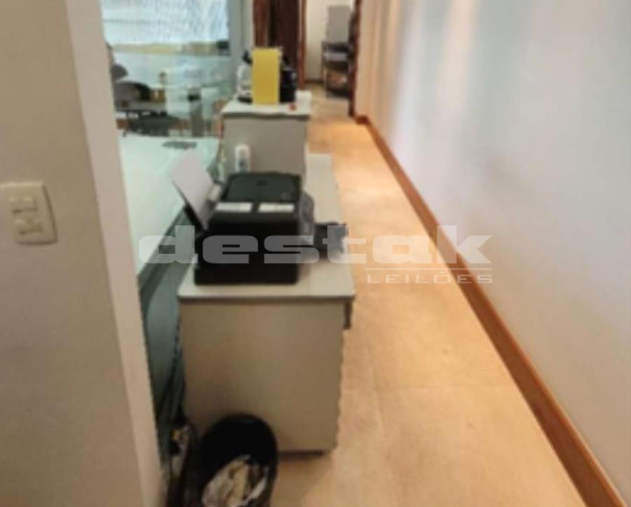 Sala Comercial na Granja Vianna/SP Terreno e Sala Comercial, localizado em Cotia - SP, bairro Granja Vianna
