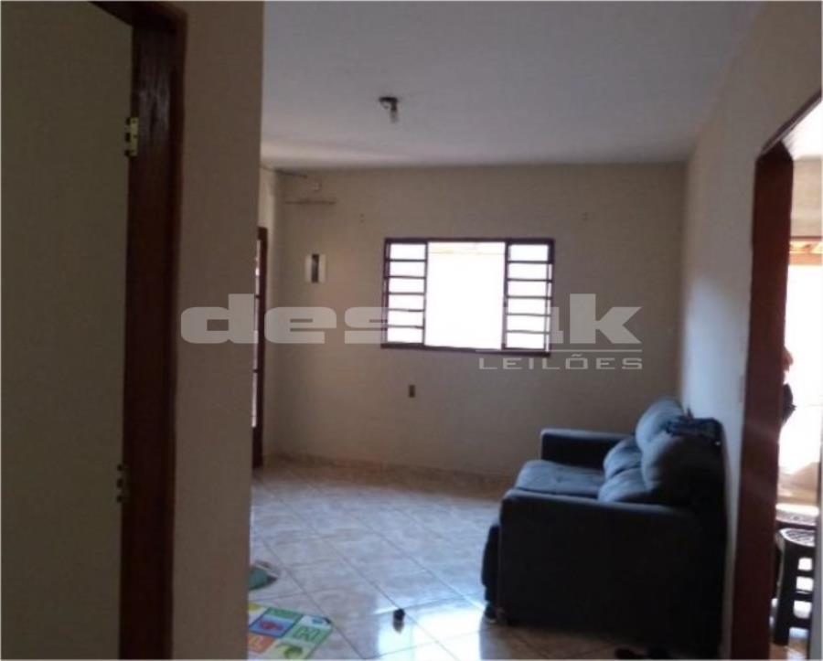 Terreno com Duas Casas em Limeira/SP Terreno com Duas Casas em Limeira/SP, localizado em Limeira - SP