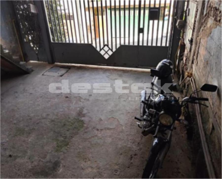 Três Casas na Vila Guiomar/SP Casa e Moto, localizado em São Paulo - SP