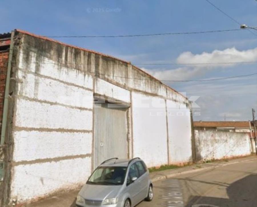 Galpão com Estacionamento em Itapetininga/SP Galpão com Estacionamento em Itapetininga/SP, localizado em Itapetininga - SP, bairro Vila Oliveira