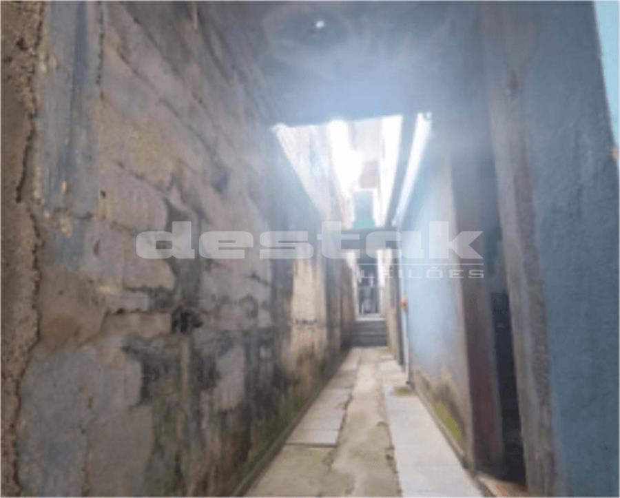 Três Casas na Vila Guiomar/SP Casa e Moto, localizado em São Paulo - SP