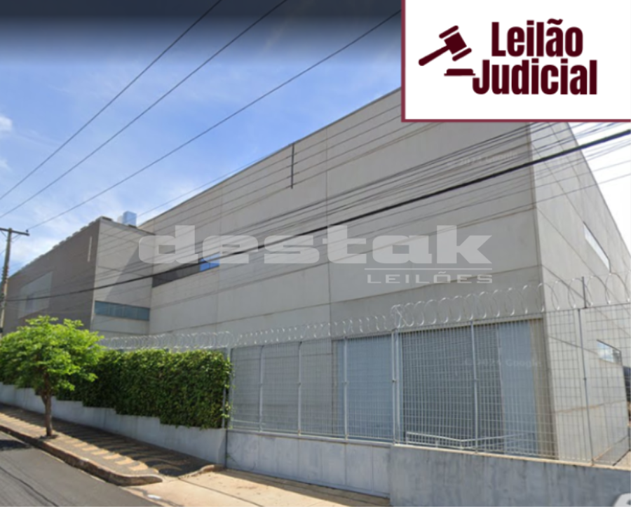 Comercial em leilão em Porto Ferreira/SP