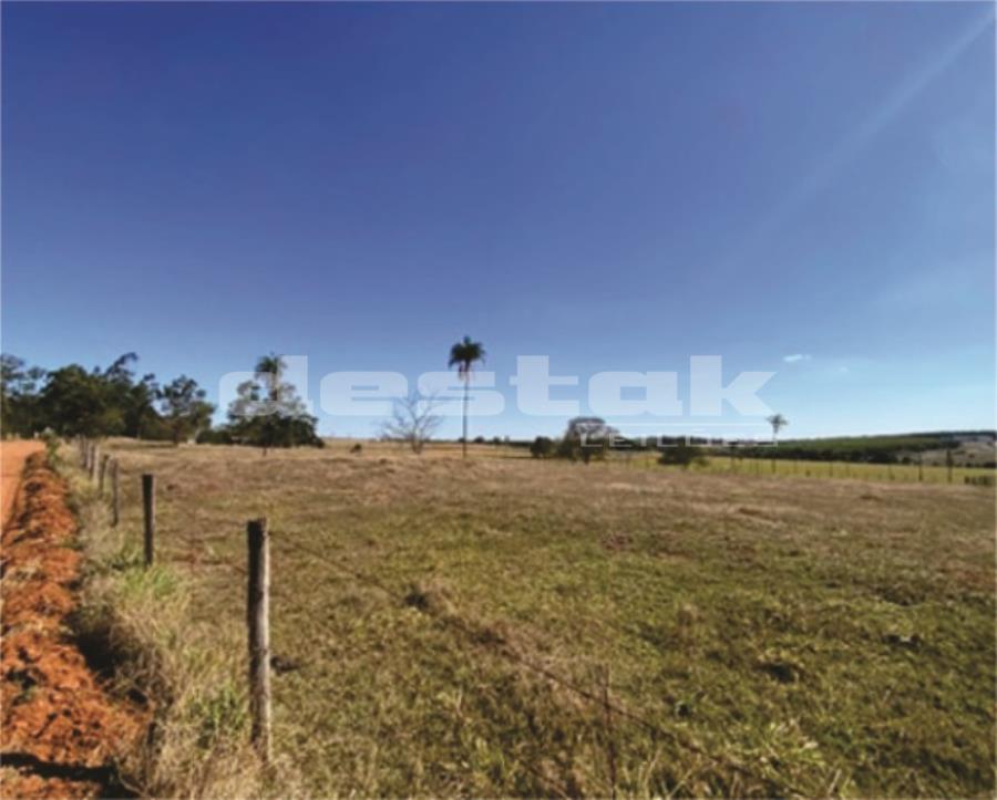 Imóvel comercial e residencial em Fernandópolis/SP Imóvel Comercial e Residencial em Fernandópolis/SP, localizado em Fernandópolis - SP