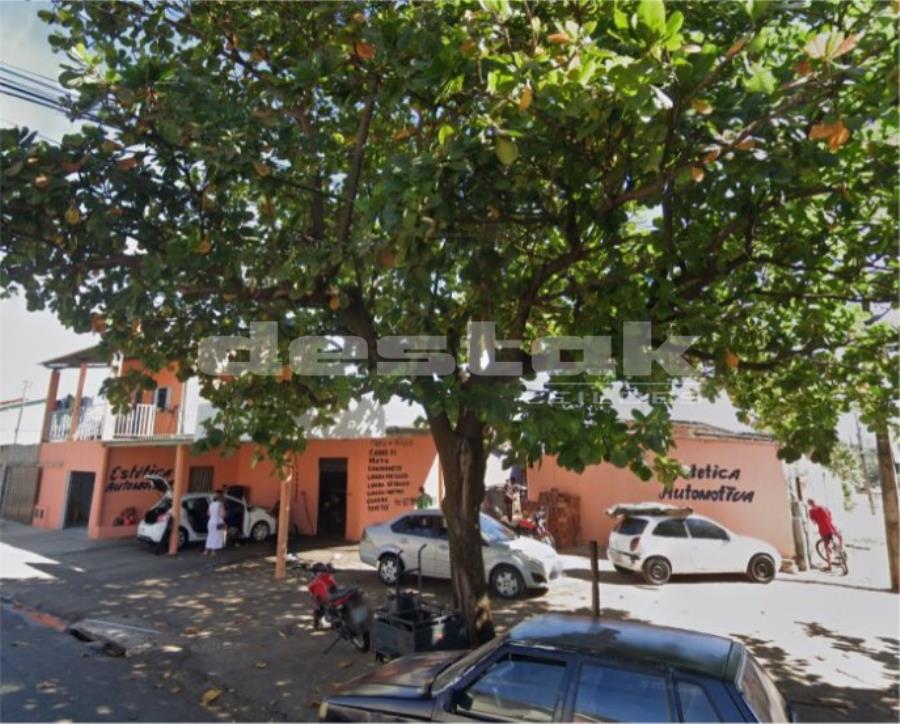 Salão Comercial e Duas Residências em Goiânia/GO Salão Comercial e Duas Residências em Goiânia/GO, localizado em Goiânia - GO
