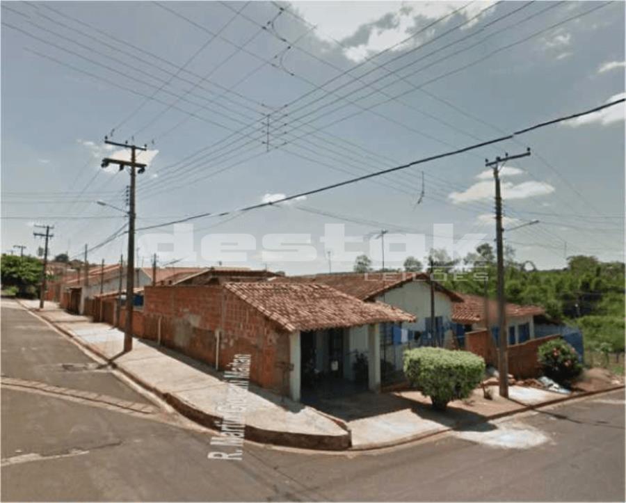 Casa em Santa Cruz do Rio Pardo Casa em Santa Cruz do Rio Pardo, localizado em Santa Cruz Do Rio Pardo - SP