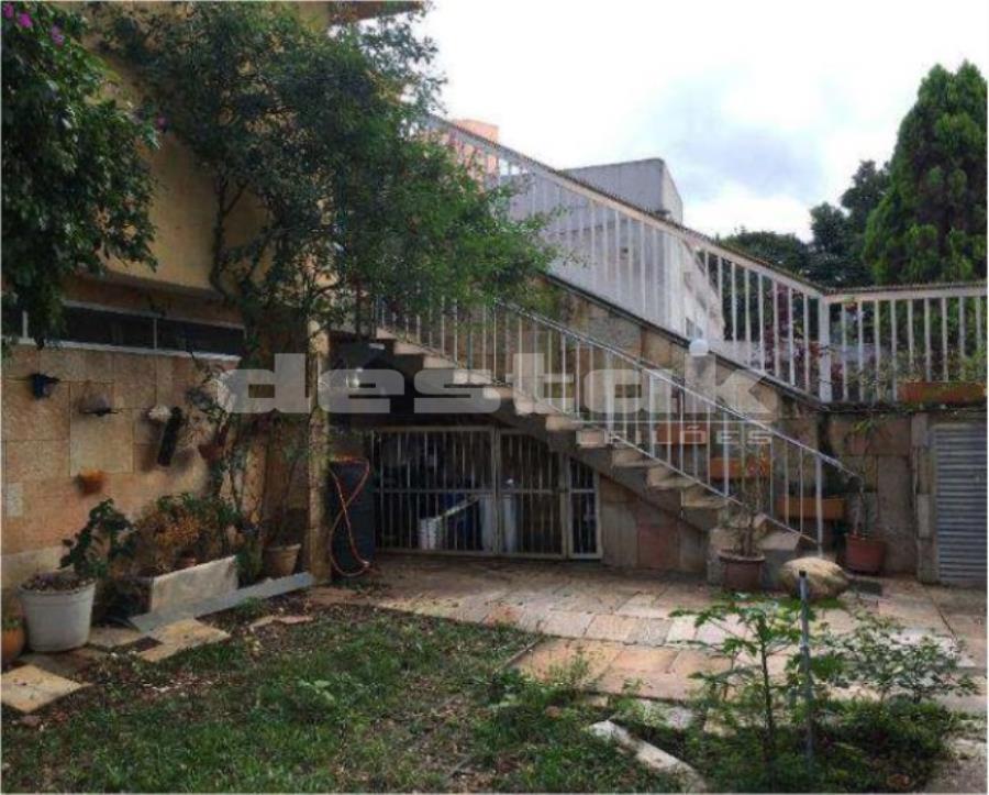 Sobrado em Tremembé/SP Sobrado em Tremembé/SP, localizado em São Paulo - SP, bairro Jardim Leonor Mendes de Barros