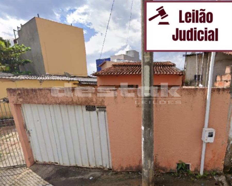 Imagem do imóvel Casa com Três Dormitórios em Goiânia/GO Casa com Três Dormitórios em Goiânia/GO