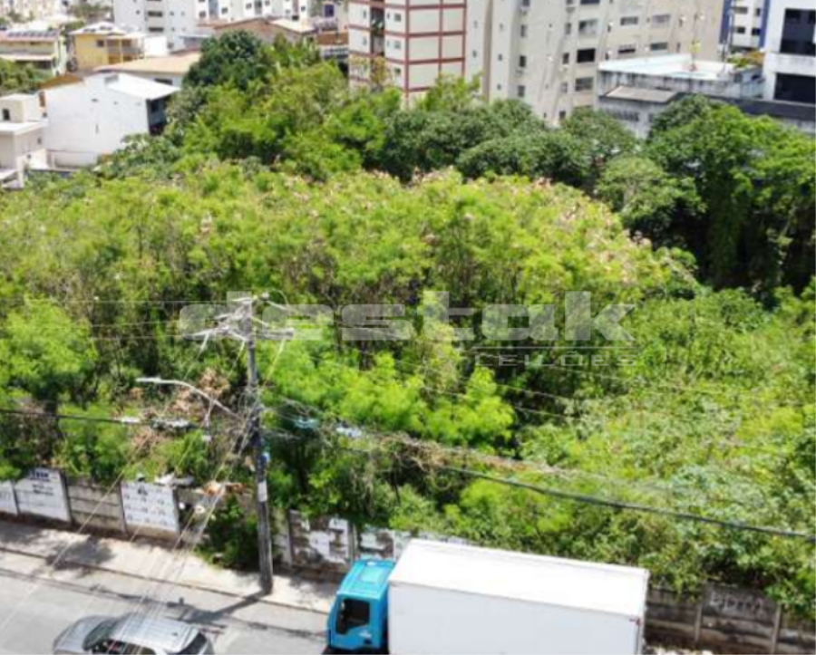 Terreno com 2.800m² em Salvador/BA Terreno com 2.800m² em Salvador/BA, localizado em Salvador - BA, bairro Imbuí