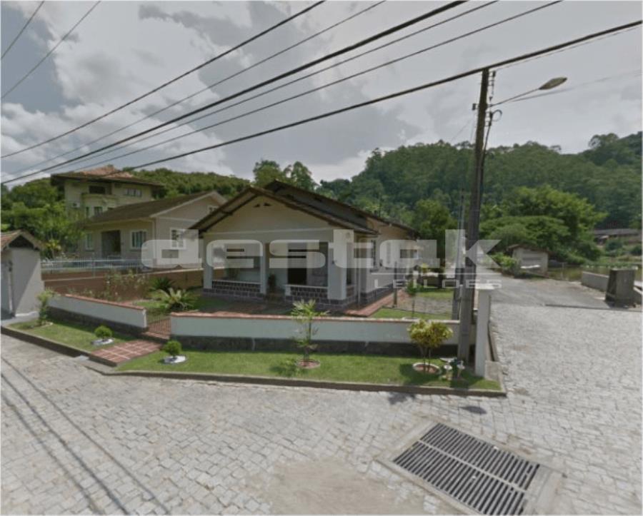 Parte Ideal de 17.331m² e 25% de Casa em Pomerode/SC Parte Ideal de 17.331m² e 25% de Casa em Pomerode/SC, localizado em Pomerode - SC