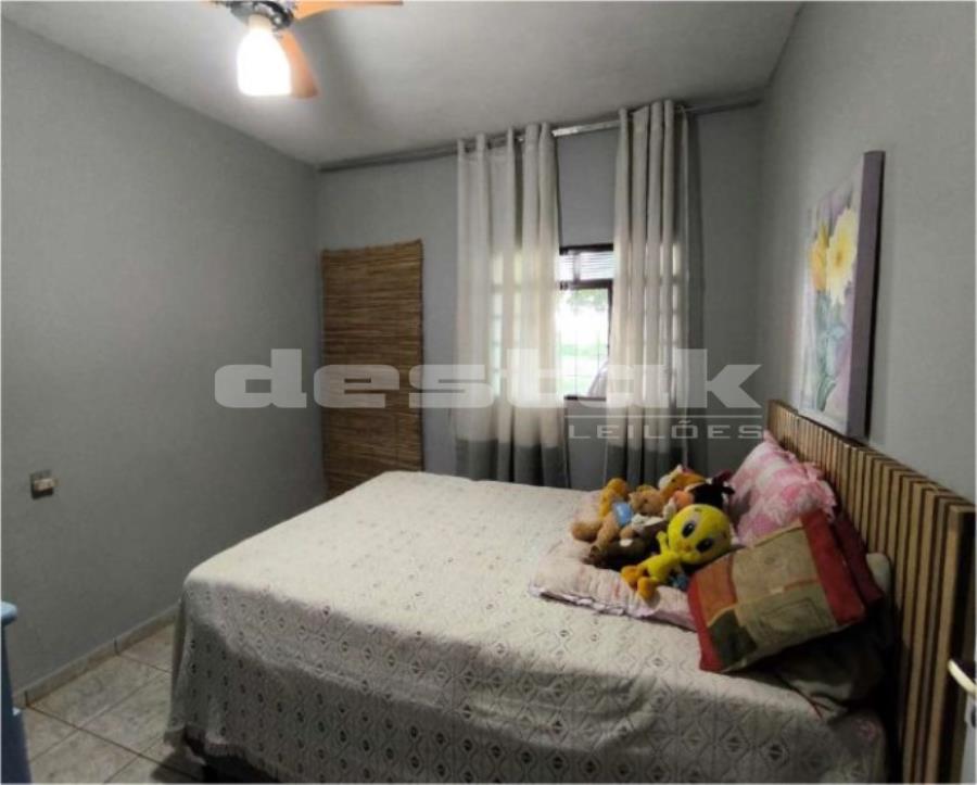 33% de Imóvel Rural 33% de Imóvel Rural, localizado em Bauru - SP, bairro Tibiriçá