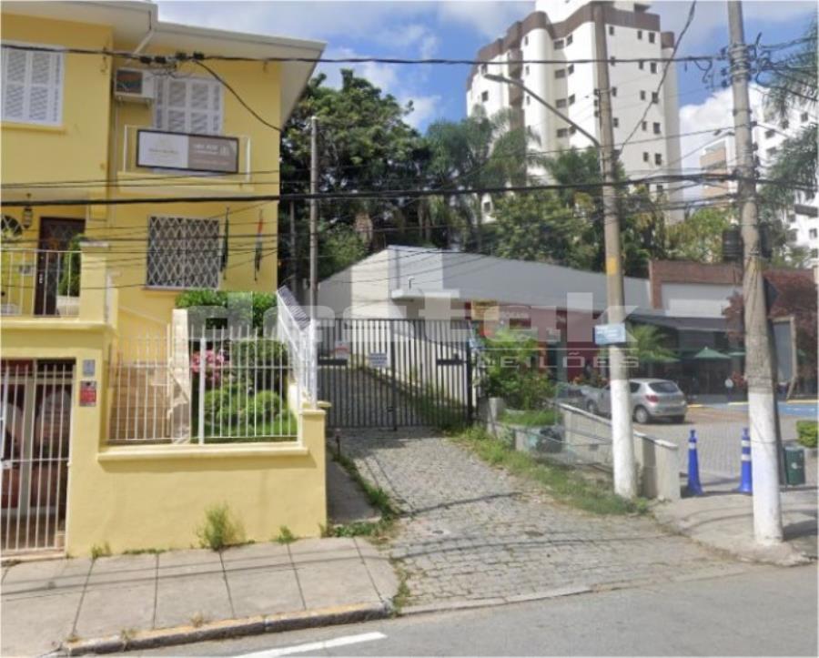 Imóvel comercial em Perdizes/SP Imóvel comercial em Perdizes/SP, localizado em São Paulo - SP
