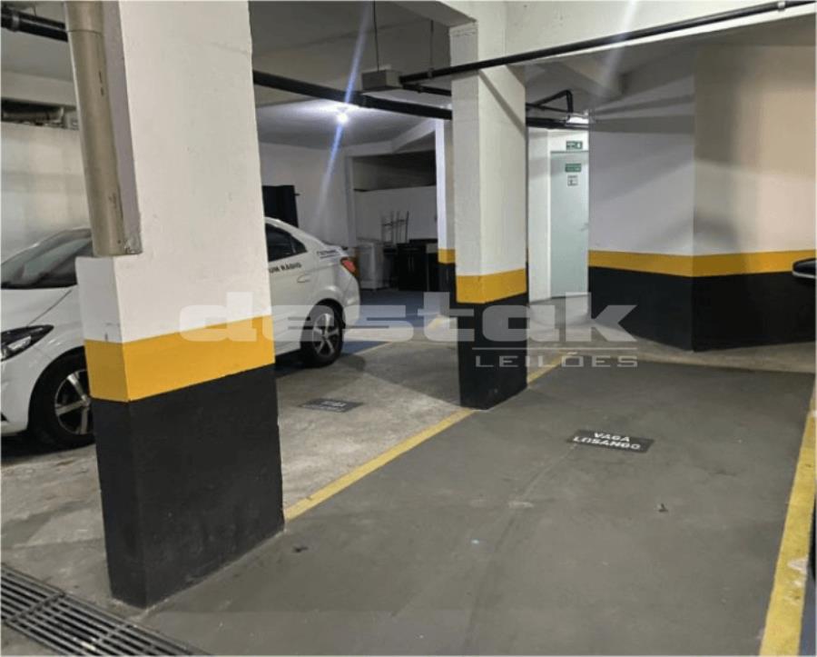 Vaga de garagem no Ed. Barcelona/SP 4 Vagas de Garagem no Ed. Barcelona, localizado em São Paulo - SP