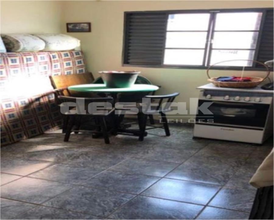 Casa em Araras/SP Casa em Araras/SP, localizado em Araras - SP