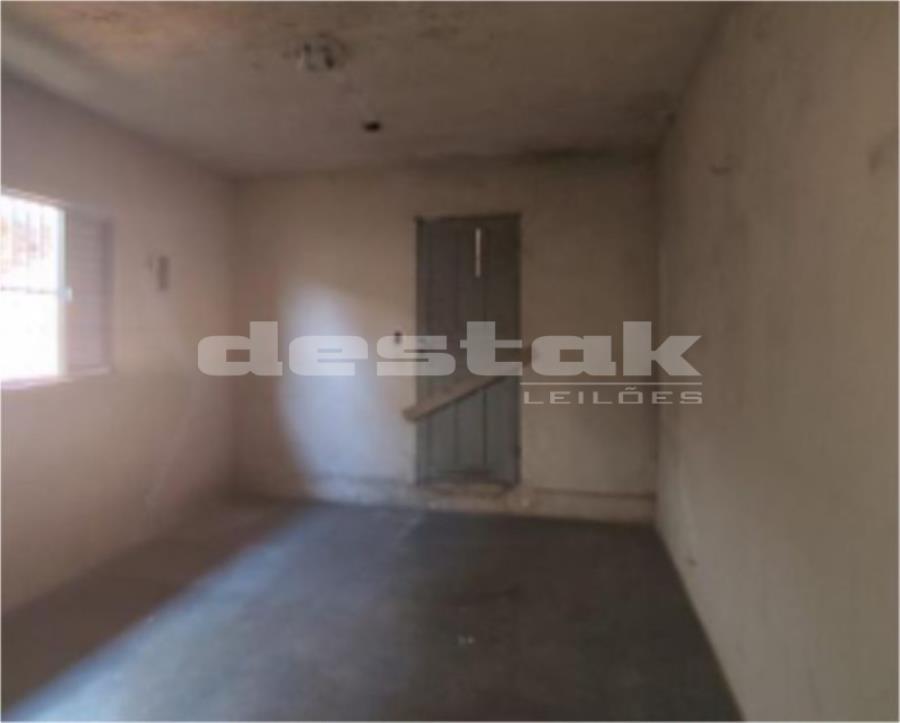 Três Casas na Vila Guiomar/SP Casa e Moto, localizado em São Paulo - SP