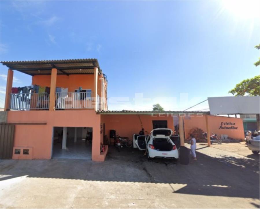 Salão Comercial e Duas Residências em Goiânia/GO Salão Comercial e Duas Residências em Goiânia/GO, localizado em Goiânia - GO